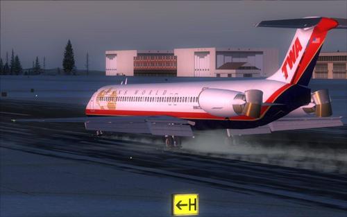 FSND_McDonell-Douglas_MD-83_FSX_33