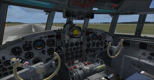 Ilyushin_Il-18_FSX_44